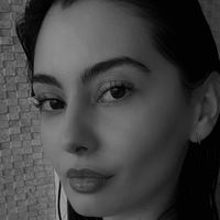 Adelaide Tonte Desnuda