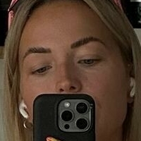 Alina Jäger Desnuda