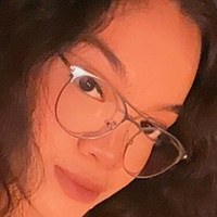 Allyssa Yumi Lauro Desnuda