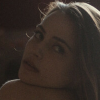 Charlotte Mckee Desnuda