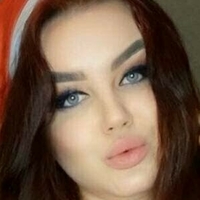 curvyagathafree Desnuda