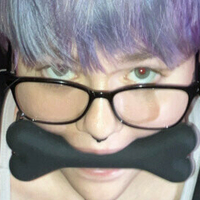 emo_emilie_free Desnuda