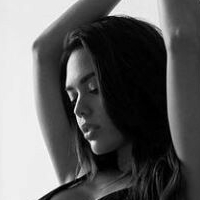Esmania Desnuda