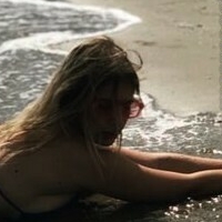 Eve Dapic Desnuda