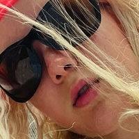 gratefuldaughterofficial Desnuda