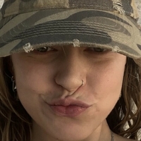 Helenaastoll Desnuda