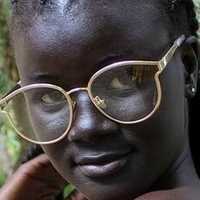 Khoudia Diop Desnuda