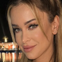 Kinga Kujawska Desnuda