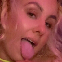 Kitty Kushman Desnuda