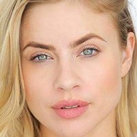 Krista Kalmus Desnuda