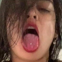 Laigiaa Desnuda