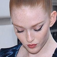 Larsen Thompson Desnuda