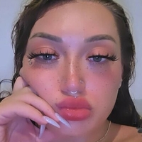 Luxurious Larue Desnuda