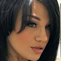 monaazarfree Desnuda