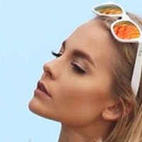 Nathalie Fust Desnuda