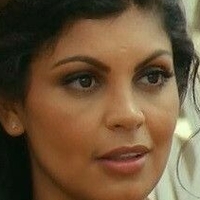 Nawell Madani Desnuda