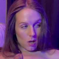 Olivia Would Desnuda