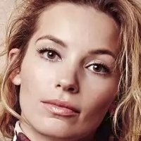 Perdita Weeks Desnuda