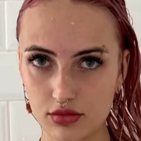 Pikkiundmichelle/Travelslvts Desnuda