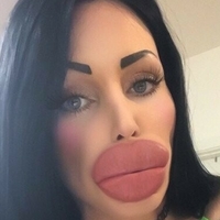 Real Silicone Bunny Desnuda