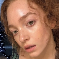 Rowan Robinson Desnuda