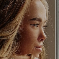Sabrina Høgh Desnuda