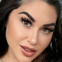 Saffron XX Rose Desnuda