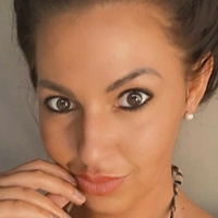 Sara Bigham Souhanki Desnuda