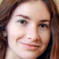 Scarlet Queen Desnuda