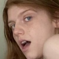 sexyredinbed Desnuda