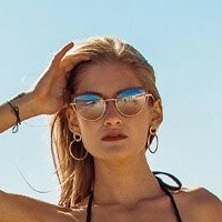 Sunny Emily Desnuda