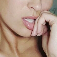 Taylor Minic Desnuda