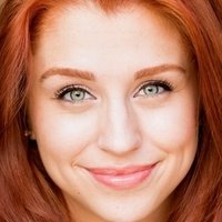Taylor Misiak Desnuda