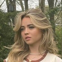 Tess Holloway Desnuda