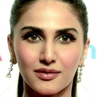 Vaani Kapoor Desnuda
