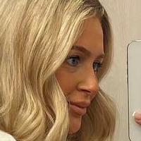 Victoria Hearn Desnuda