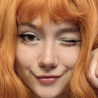 Yona Desnuda